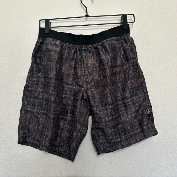 Prana men’s plaid textured pullon men’s athletic outdoor shorts size S small? - Picture 1 of 4